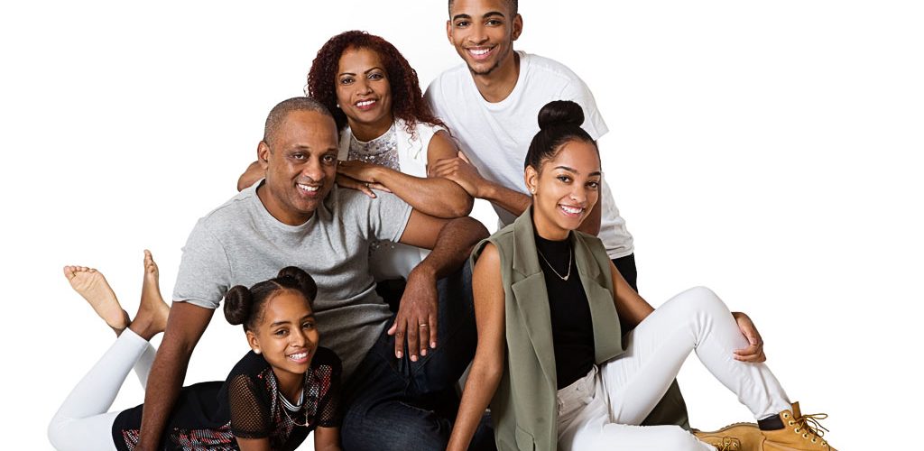 What Should We Wear for our Photoshoot? 1